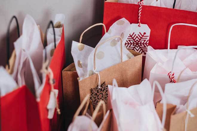 Is last minute Christmas shopping ever a good idea?