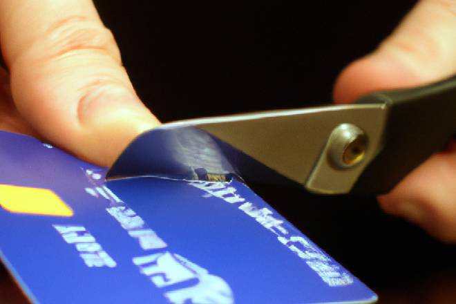 cut-credit-card